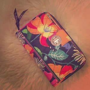 Vera Bradley Turnlock Wallet